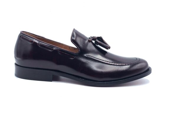 MOCASSINO UOMO CON NAPPINE IN PELLE DI VITELLO, SPAZZOLATO BORDEAUX, SUOLA IN CUOIO 2848B