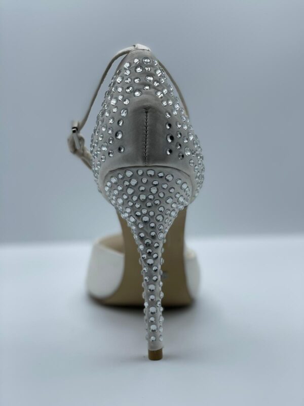 SCARPA SPOSA CON DETTAGLIO STRASS T.10 art.005683