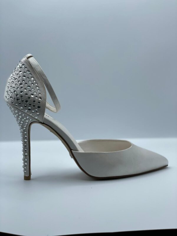 SCARPA SPOSA CON DETTAGLIO STRASS T.10 art.005683