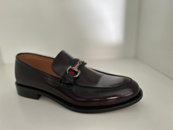 MOCASSINO MOD.GUCCI UOMO IN PELLE DI VITELLO, SPAZZOLATO BORDEAUX, SUOLA IN CUOIO 317